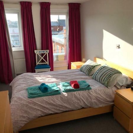 Cheltenham Homestay Екстериор снимка